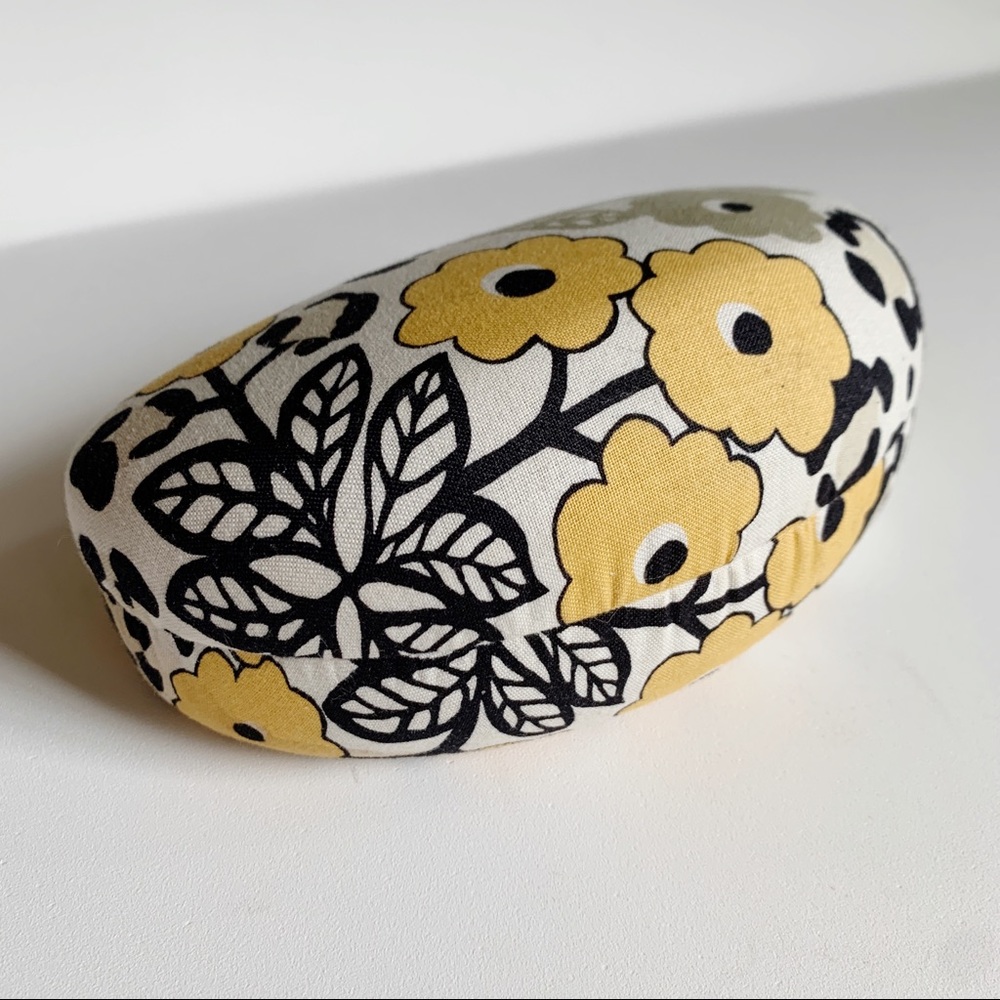 Vera Bradley Go Wild Sunglasses Case Clam Shell